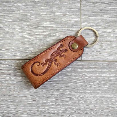 Брелок на ключі саламандра натуральна шкіра сувенір