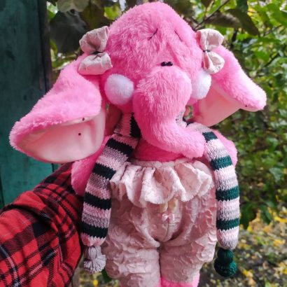 Велика рожева м'яка плюшева іграшка слонюша