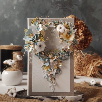 Листівка об'ємна вітальна з квітами тризуб Україна