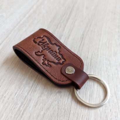 Сувенир брелок для ключей Украина карта кожа brown