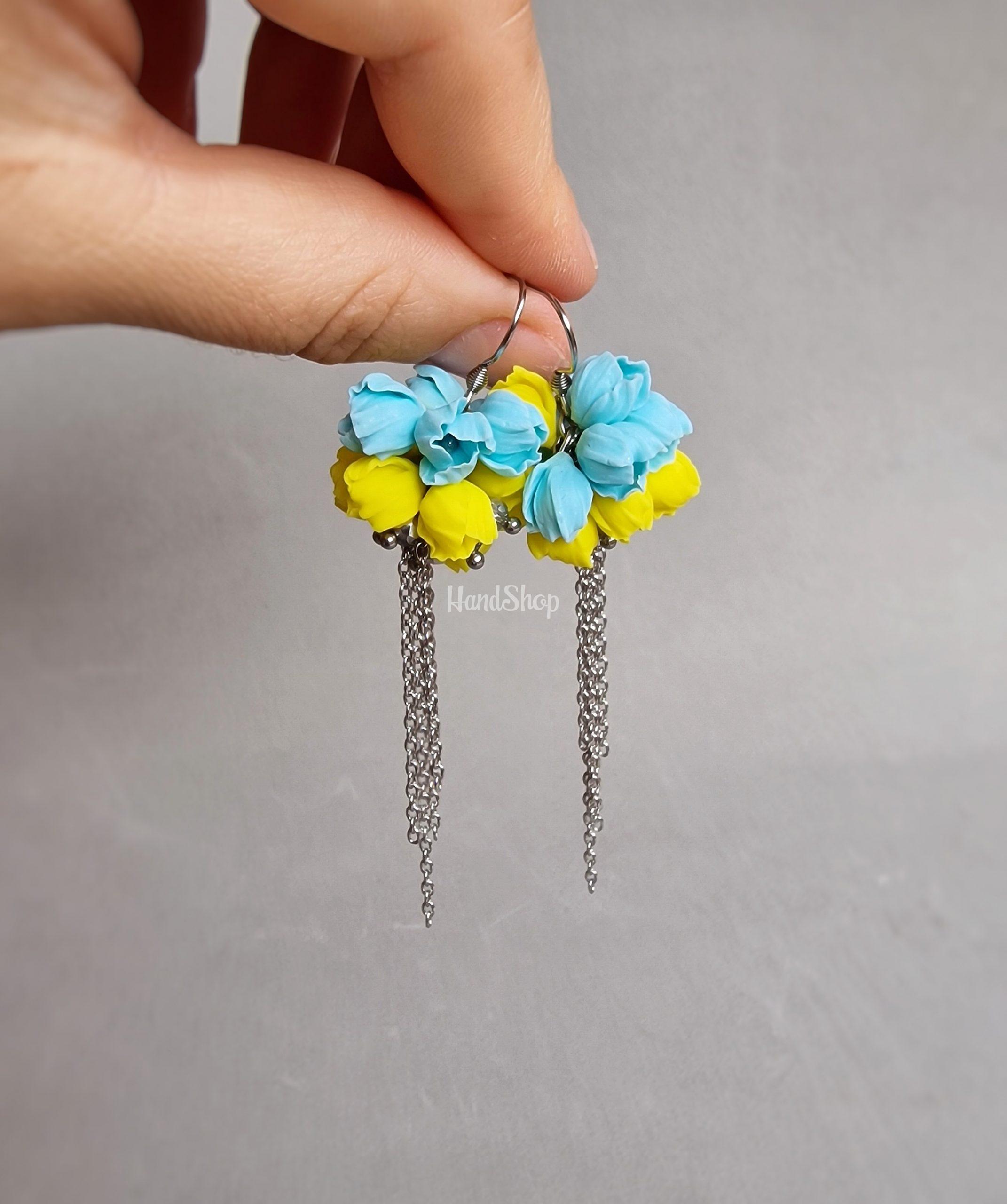 Женские патриотичные серьги с длинной цепочкой Женские патриотичные серьги с длинной цепочкой