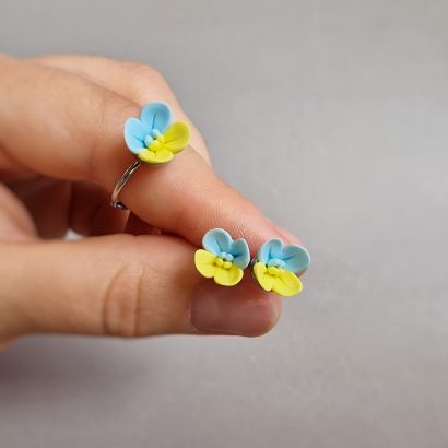 Серьги и колечко миниатюрные цветы глина Украина