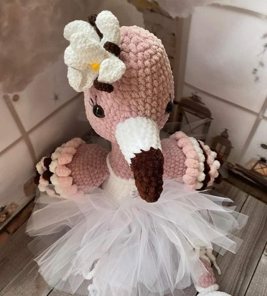 Авторська іграшка великий рожевий фламінго балеринка