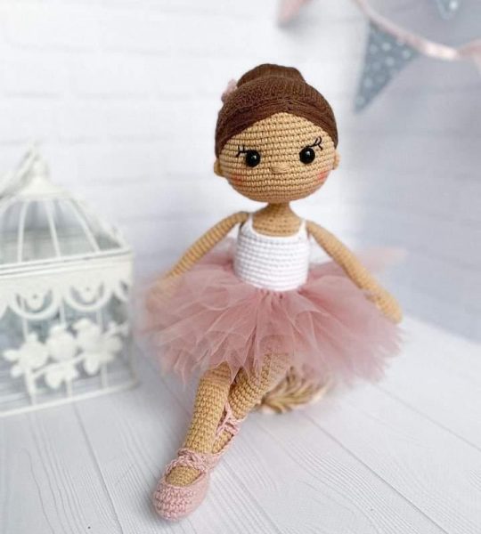 Балеринка в пуантах лялька велика сувенір іграшка