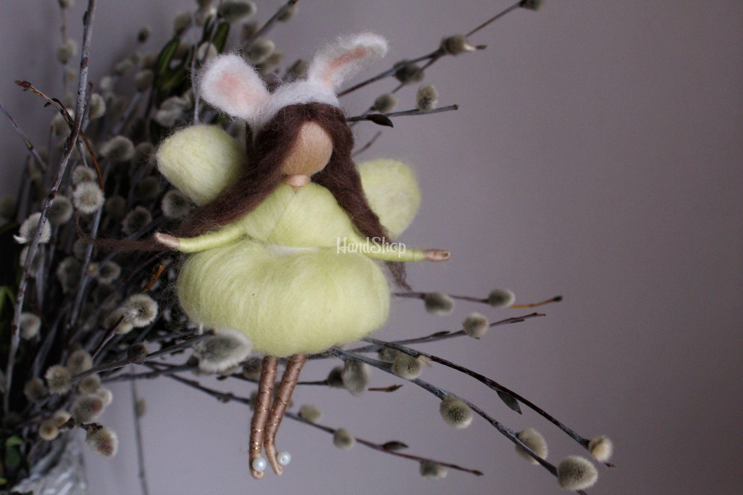 Підвіска лялька янгол з вушками зайчика у сукні Підвіска лялька янгол з вушками зайчика у сукні