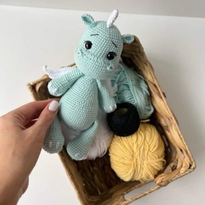 Новорічна пара іграшки в’язані зелені дракончки символ 2024 року