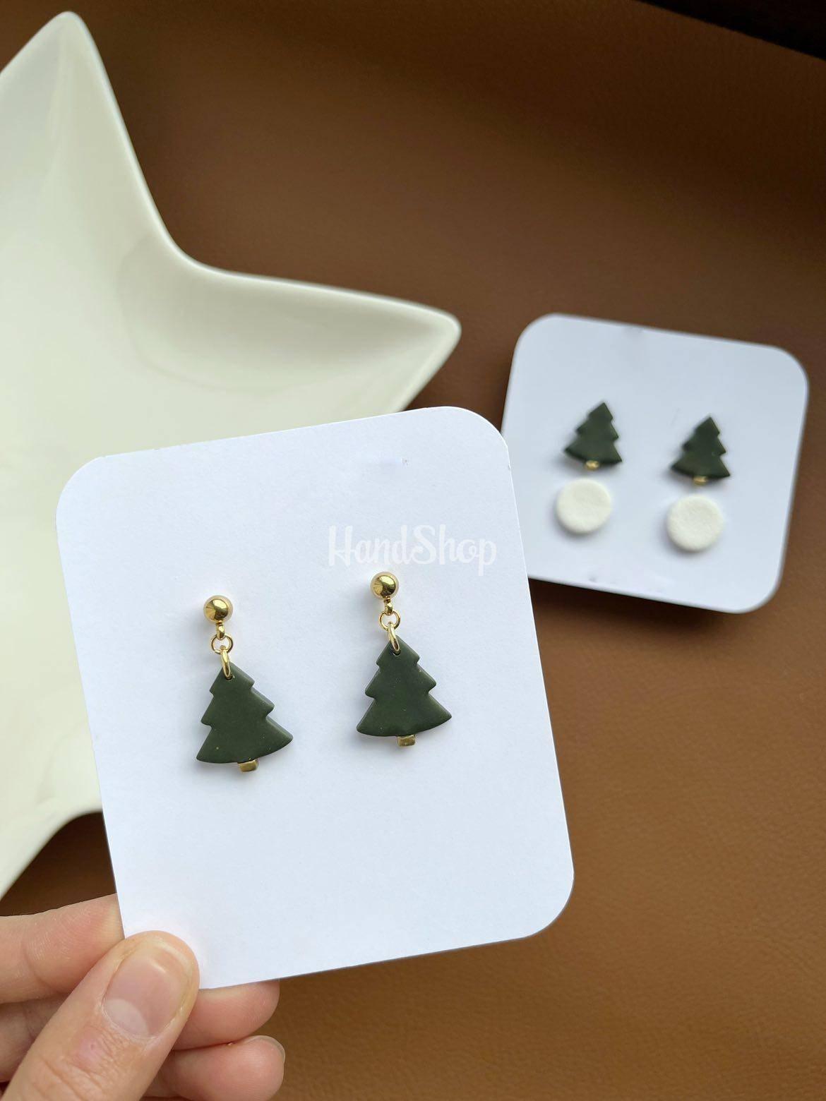 Новорічні сережки зелені ялинки 2024 полімерна глина(1) Новорічні сережки зелені ялинки 2024 полімерна глина
