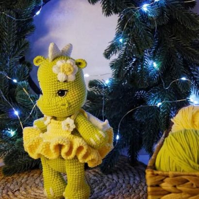 Іграшка в’язаний динозаврик дівчинка символ 2024 року