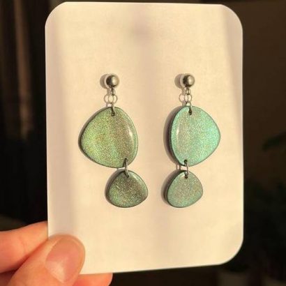 Круглі жіночі геометричні сережки з полімерної глини