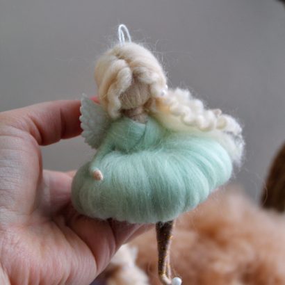 Сувенірна лялька ангел білявка з вовни підвіска (на вибір!)