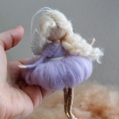 Сувенірна лялька ангел білявка з вовни підвіска (на вибір!)