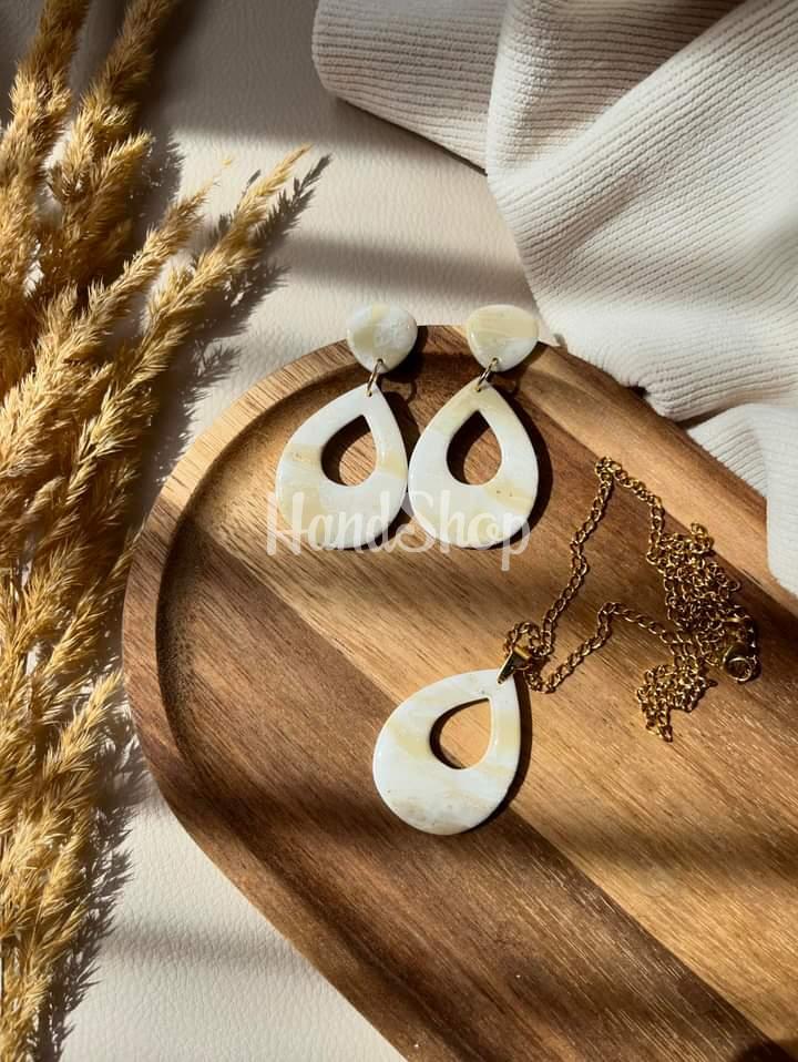 Жіночий комплект прикрас овальні сережки та кулон глина Жіночий комплект прикрас овальні сережки та кулон глина