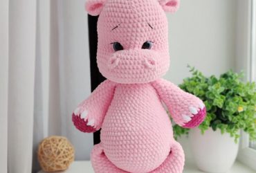 Завойовуйте серця маленьких принцес: чарівний рожевий динозавр - іграшка, яка вражає майстерністю