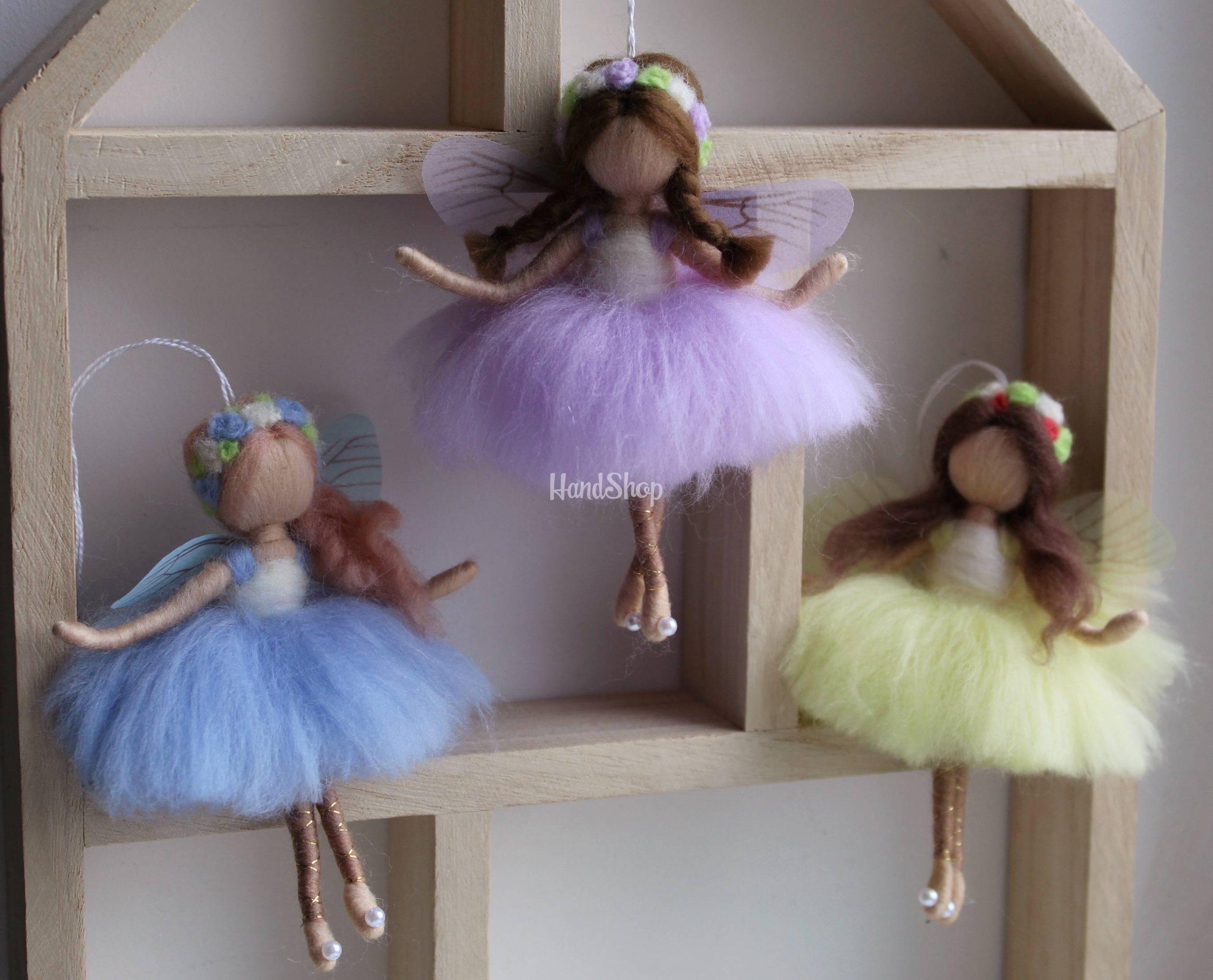 Лялечка сувенір з вовни підвіска веснянка ангел з крилами Лялечка сувенір з вовни підвіска веснянка ангел з крилами