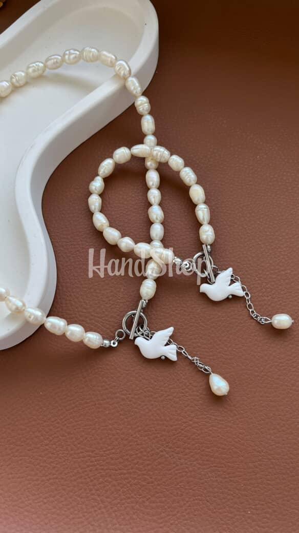 Набір прикрас намисто та сережки білі голубки глина, річкові перли Набір прикрас намисто та сережки білі голубки глина, річкові перли