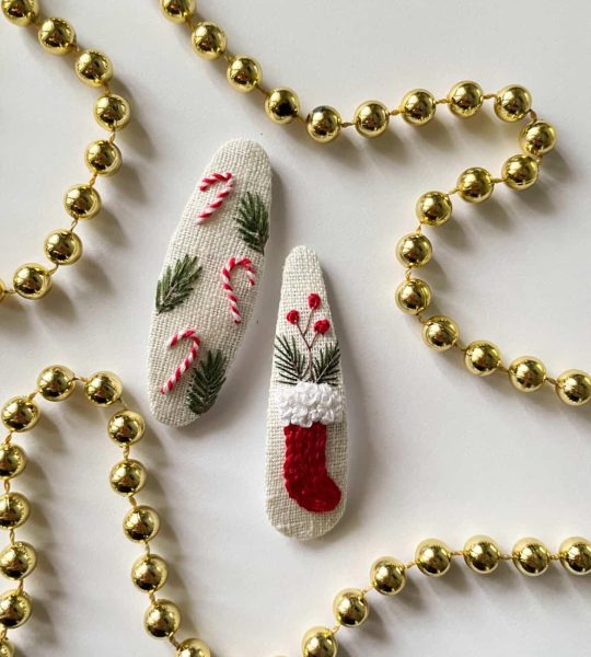 Різдвяні заколки льодяники чобіток, ручна вишивка 2 шт!
