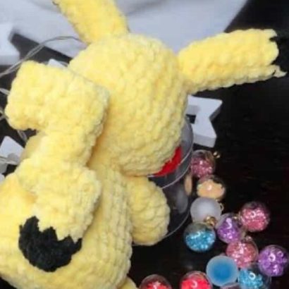 Велика дитяча в'язана іграшка сувенірна Покемон