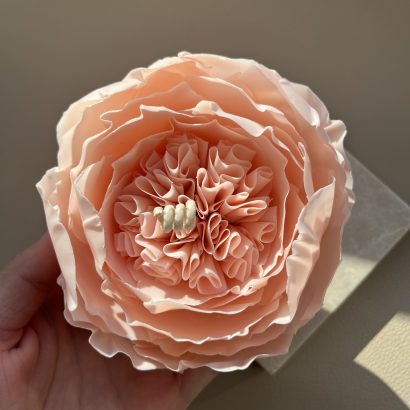 Свічка квітка троянда натуральний бджолиний воск