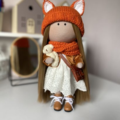 Ігрова текстильна сувенірна лялька руда лисичка в шапочці