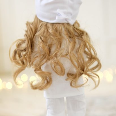 Сувенірна велика авторська інтер’єрна лялька лікарка