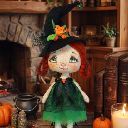 Відьмочка рудоволоса лялька авторська текстильна сувенірна