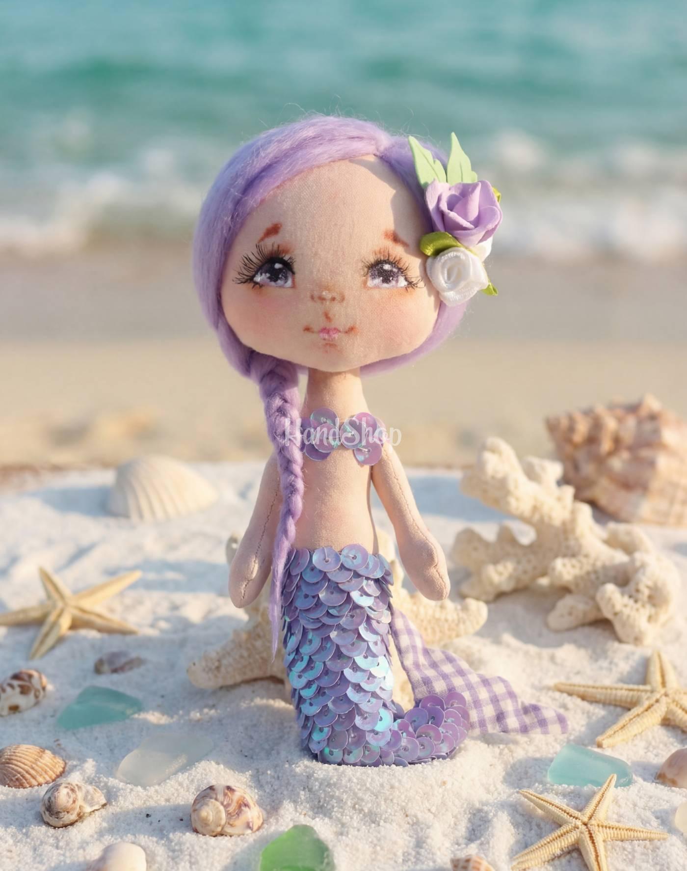 Лялька маленька русалонька з фіолетовим волоссям сувенір Лялька маленька русалонька з фіолетовим волоссям сувенір