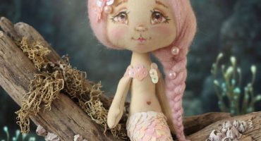 Ексклюзивна дитяча лялька русалка з рожевою косою та хвостом з паєток 15 см - казковий сувенір для дівчинки