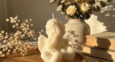 Подарунок, наповнений теплом і коханням: свічка ручної роботи «Купідон» як символ щирих почуттів на 14 лютого