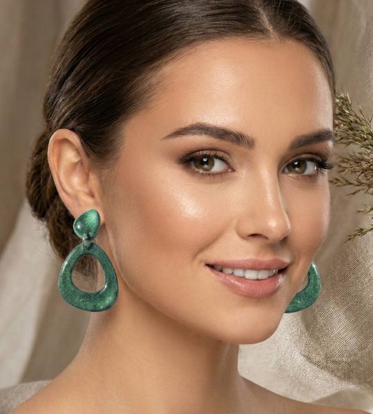 Овальні жіночі геометричні сережки з полімерної глини