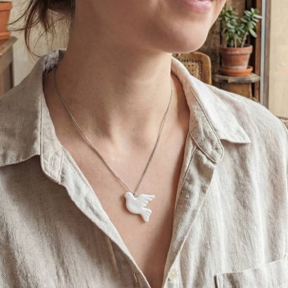 Комплект сережки та кулон горлиці з полімерної глини