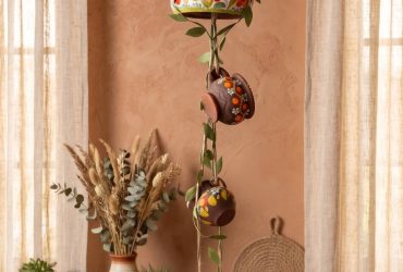 Український сувенір підвіска українська хатинка кераміка ручної роботи з петриківським розписом етно стиль декор інтер’єру