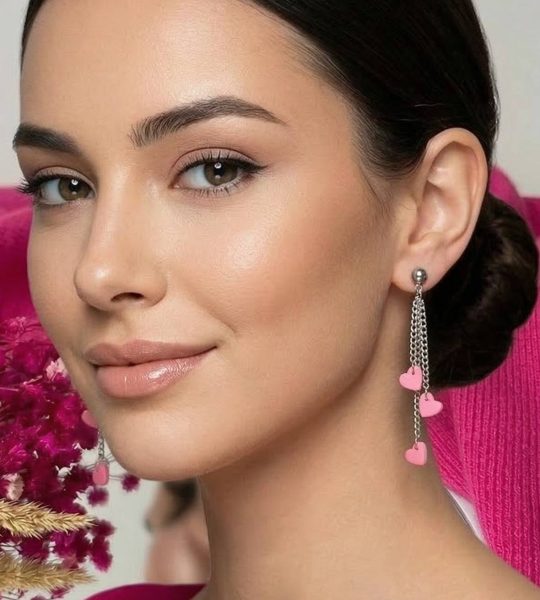 Стильні довгі сережки сердечка рожеві з глини на ланцюжку