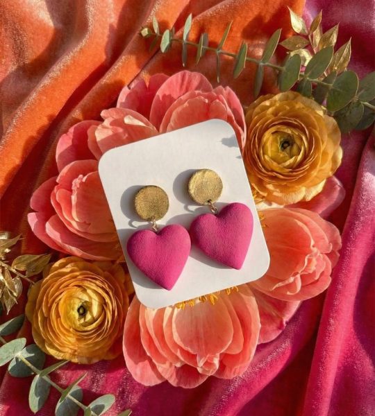 Жіночі сережки рожево-золоті сердечка полімерна глина