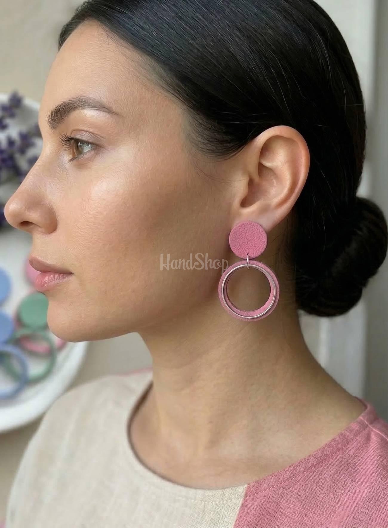 Літні жіночі геометричні круглі сережки глина (на вибір!) Літні жіночі геометричні круглі сережки глина (на вибір!)