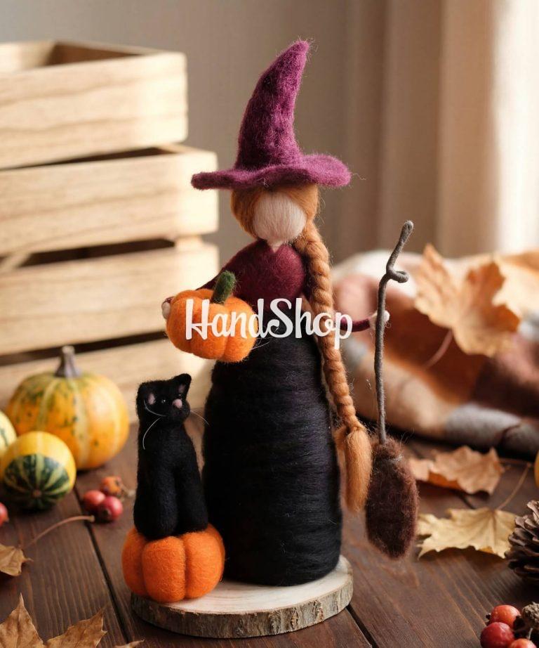 Лялька відьма з чорним котом на підставці Halloween 2026 — фото 1