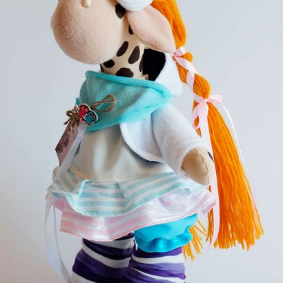 Мягкая игрушка жираф рыжая в платье