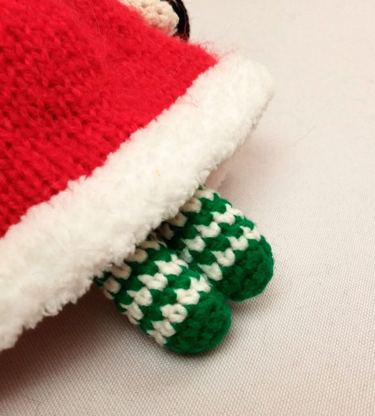 Вязаная крючком игрушка кукла Санта