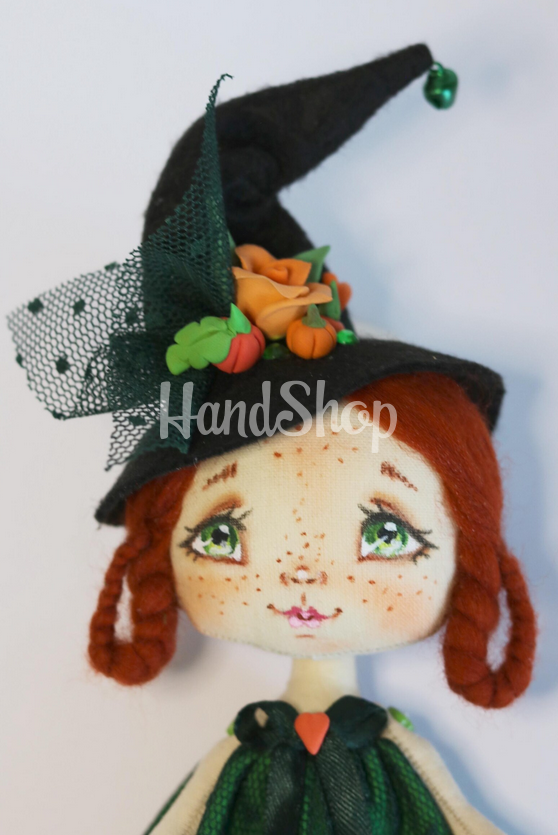 Відьмочка рудоволоса лялька авторська текстильна сувенірна Відьмочка рудоволоса лялька авторська текстильна сувенірна