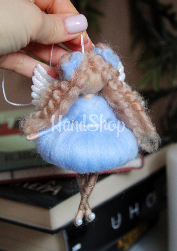 Лялька валяна з вовни сувенір підвска на ялинку ангел в сукні Лялька валяна з вовни сувенір підвска на ялинку ангел в сукні