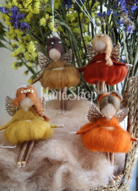 Лялька валяна з вовни блондиночка в сукні ангел фея 2024 Лялька валяна з вовни блондиночка в сукні ангел фея 2024