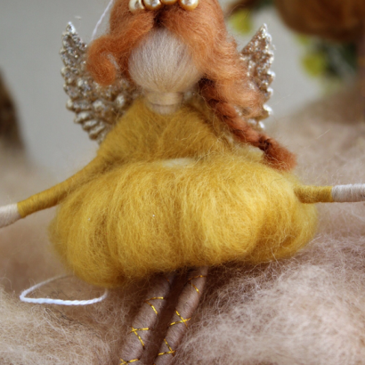 Руда лялька ангел з крилами підвіска сувенір авторська