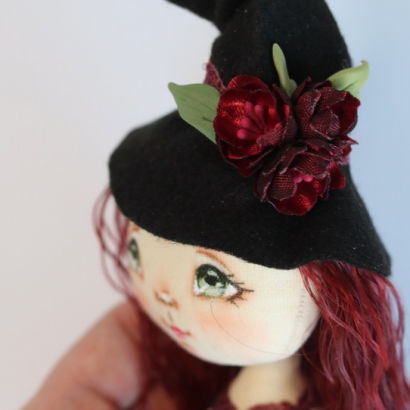 Відьмочка авторська інтер’єрна сувенірна лялька у ковпаці