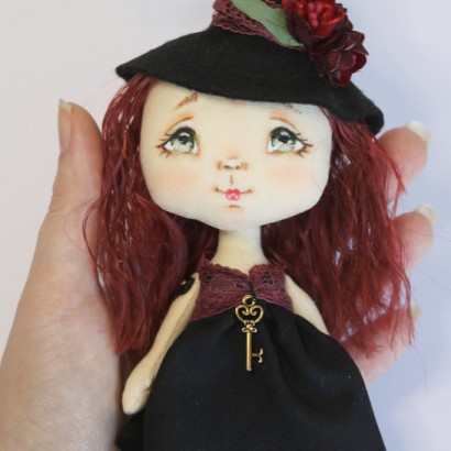Відьмочка авторська інтер’єрна сувенірна лялька у ковпаці