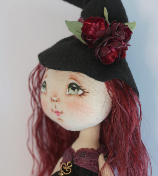 Відьмочка авторська інтер’єрна сувенірна лялька у ковпаці