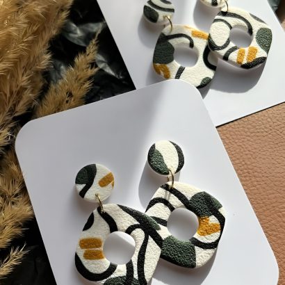 Геометричні круглі сережки з полімерної глини