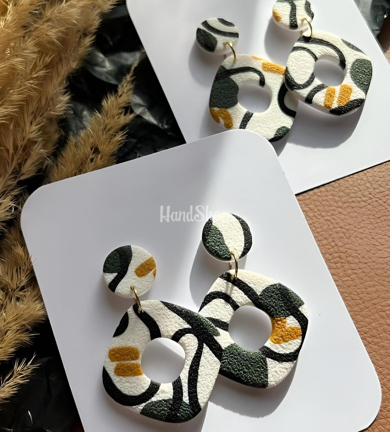 Геометричні круглі сережки з полімерної глини Геометричні круглі сережки з полімерної глини