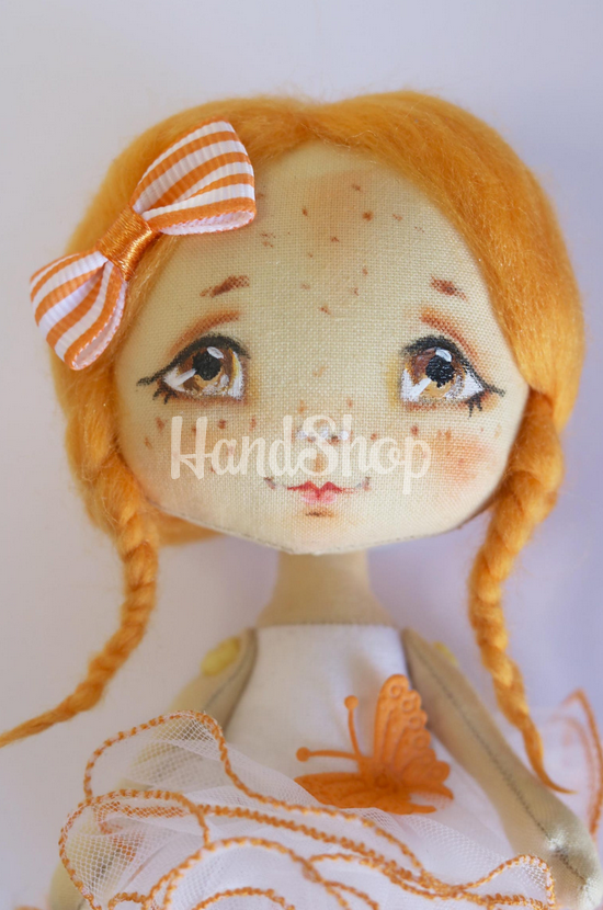 Лялька авторська рудоволоса з двома косичками та бантом Лялька авторська рудоволоса з двома косичками та бантом