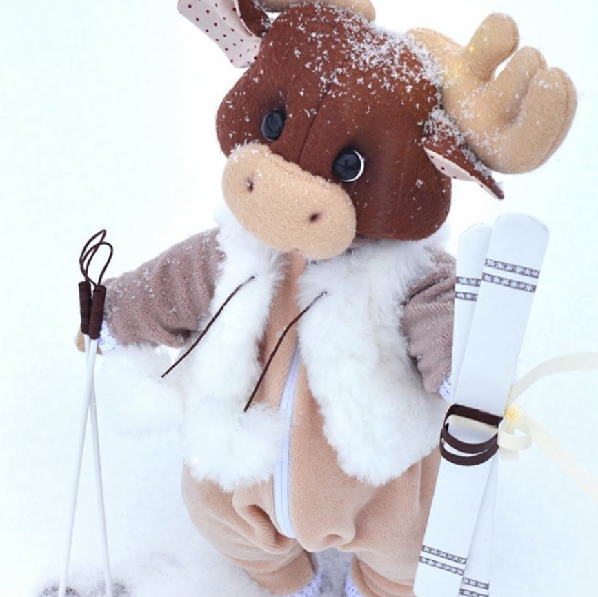 Новорічна іграшка під ялинку: тільда лось 2026 року - стильний подарунок та декор для святкового інтер’єру