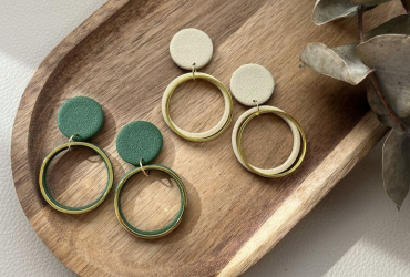 Символіка стилю: тонкі круглі сережки з полімерної глини ручної роботи у вишуканій геометрії - магія форм