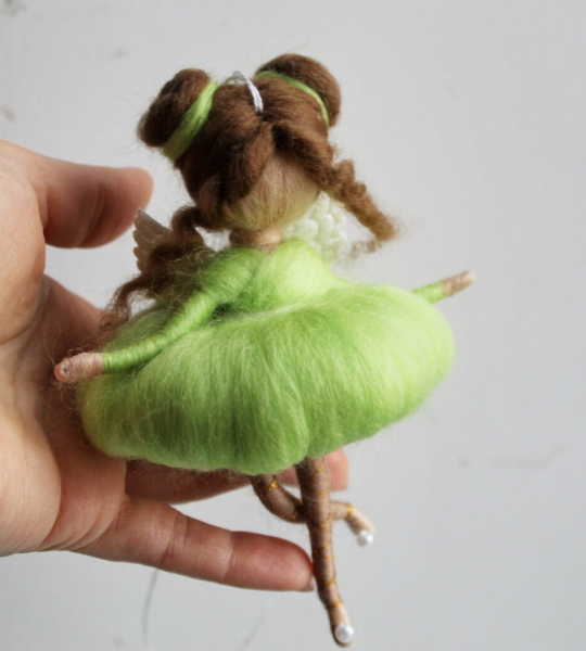 Дитяча міні лялька ангел веснянка в сукні сувенір підвіска